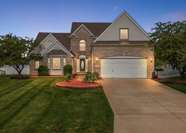 Property at 774 Carrington Blvd, Monroe, MI 48161, 4 beds, 2.5 baths