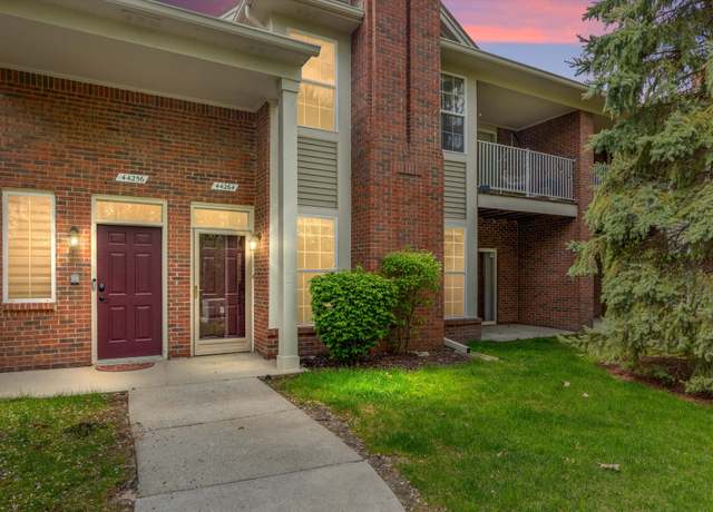 Property at 44264 Princeton Dr, Clinton Township, MI 48038, 2 beds, 2 baths
