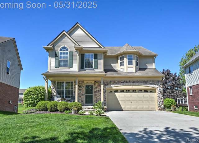 Property at 28329 Cottage Ln, New Hudson, MI 48165, 3 beds, 3 baths
