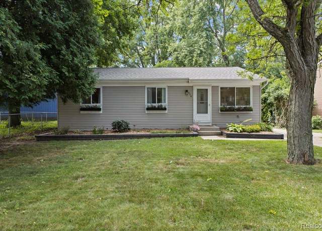 Property at 436 Hastings St, Holly, MI 48442, 3 beds, 1 bath