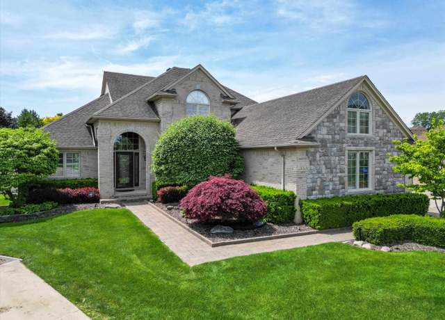 Property at 47091 Chippenham Ct, Shelby Twp, MI 48315, 4 beds, 2.5 baths