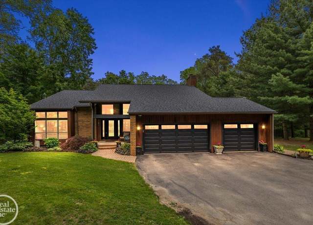 Property at 58070 Cyrenus Ln, Washington, MI 48094, 5 beds, 3 baths