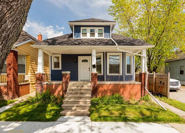 Property at 4492 Fischer St, Detroit, MI 48214, 3 beds, 2.5 baths