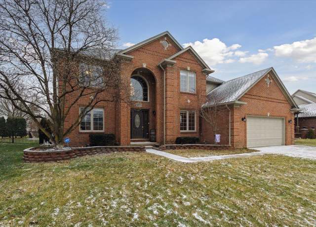 Property at 51033 Ace Dr, Macomb Twp, MI 48042, 4 beds, 3.5 baths