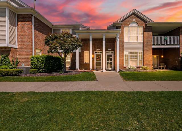 Property at 16399 Chatham Dr, Macomb, MI 48044, 2 beds, 2 baths
