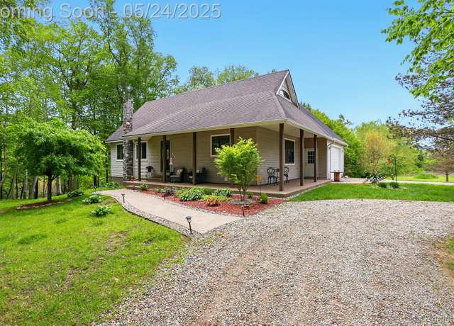 Property at 5960 Kidder Rd, Almont, MI 48003, 2 beds, 2 baths