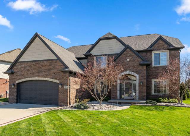 Property at 55150 Breton Woods Dr, Macomb, MI 48042, 4 beds, 4.5 baths