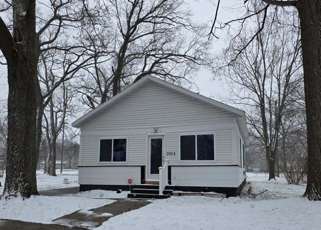 Property at 2512 Wood St, Muskegon, MI 49444, 3 beds, 1 bath