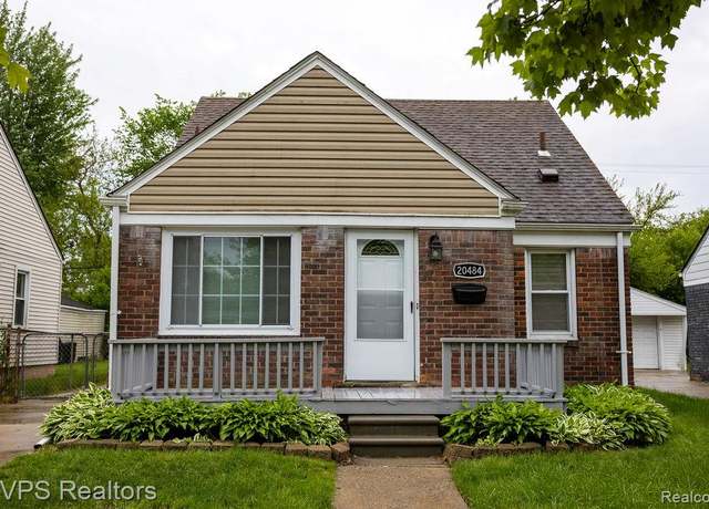 Property at 20484 Roscommon St, Harper Woods, MI 48225, 3 beds, 1 bath