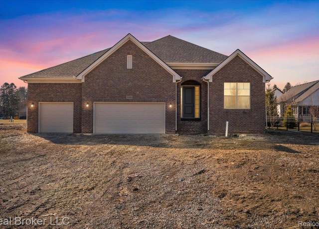 Property at 35704 Addison Dr, New Baltimore, MI 48047, 3 beds, 2.5 baths