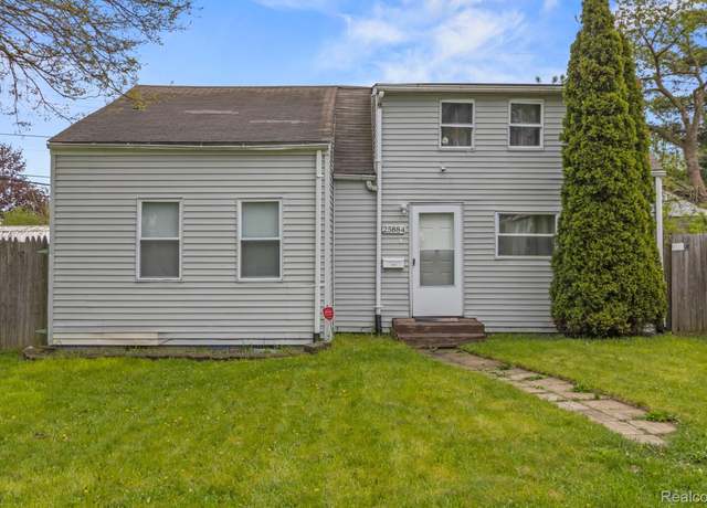 Property at 25884 Leach St, Roseville, MI 48066, 3 beds, 1 bath