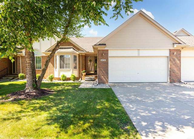 Property at 28176 Cottonwood Ct, Chesterfield, MI 48047, 2 beds, 2 baths