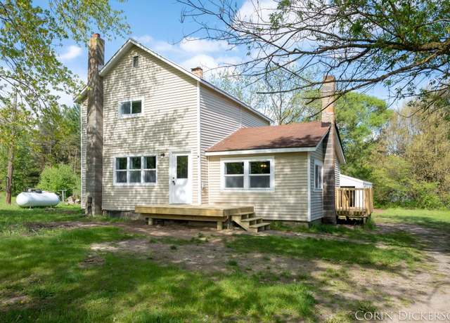 Property at 3188 E Stage Rd, Ionia, MI 48846, 3 beds, 1.5 baths