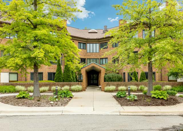 Property at 2125#208 Nature Cove Ct, Ann Arbor, MI 48104, 2 beds, 2 baths