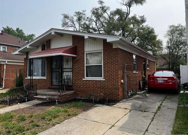 Property at 16816 Pinehurst St, Detroit, MI 48221, 3 beds, 1.5 baths