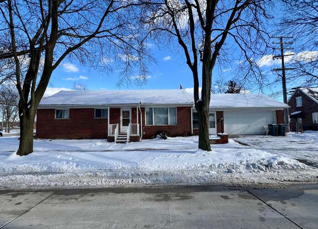 Property at 1301 Hollywood St, Dearborn, MI 48124, 3 beds, 1.5 baths