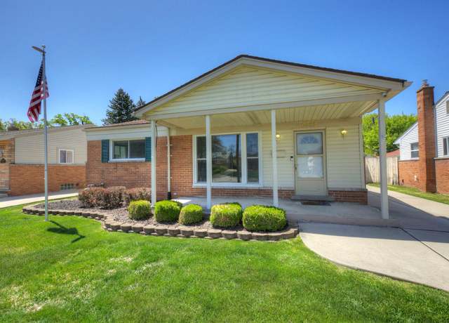 Property at 6249 Deering St, Garden City, MI 48135, 3 beds, 1.5 baths