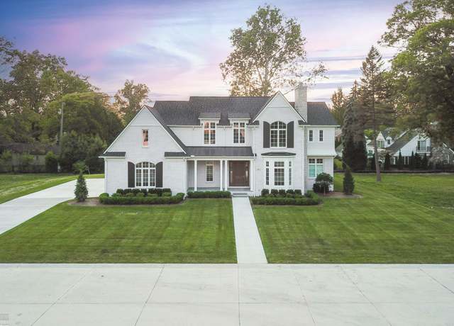 Property at 521 W Deeplands Ln, Grosse Pointe Shores, MI 48236, 4 beds, 3.5 baths