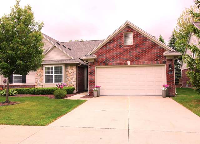 Property at 52834 Sable Dr, Macomb, MI 48042, 2 beds, 2 baths