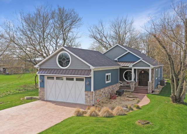 Property at 21373 Sail Bay Dr, Cassopolis, MI 49031, 3 beds, 2 baths