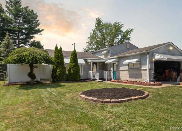 Property at 39529 Camp St, Harrison Township, MI 48045, 4 beds, 2 baths