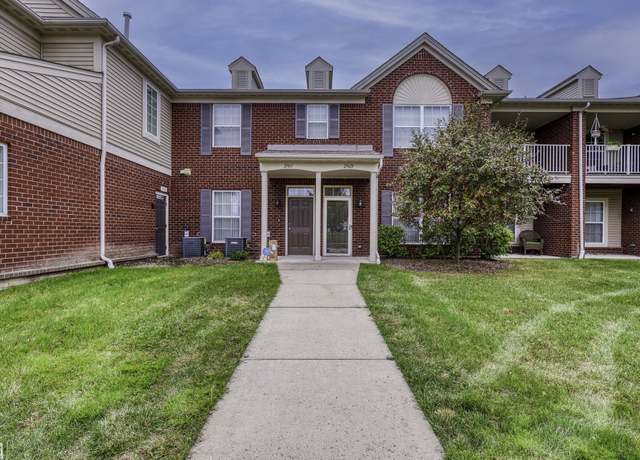 Property at 29619 Fox Run Cir, Warren, MI 48092, 2 beds, 2 baths