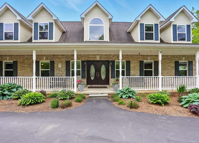 Property at 7859 Pine Ridge Dr, Clarkston, MI 48346, 7 beds, 6.5 baths