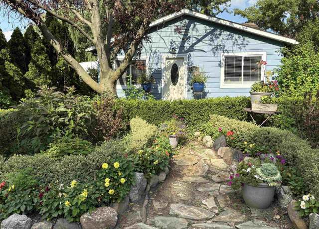 Property at 24280 Berry Ave, Warren, MI 48021, 4 beds, 2 baths