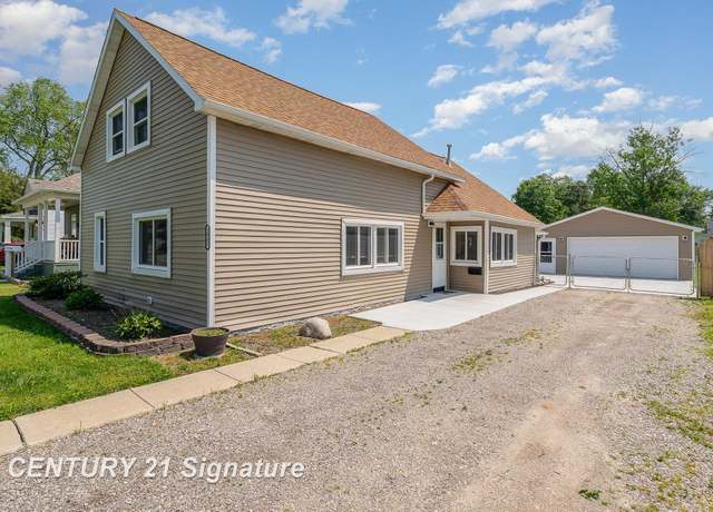 Property at 2942 Harrison St, Saginaw, MI 48604, 3 beds, 2 baths