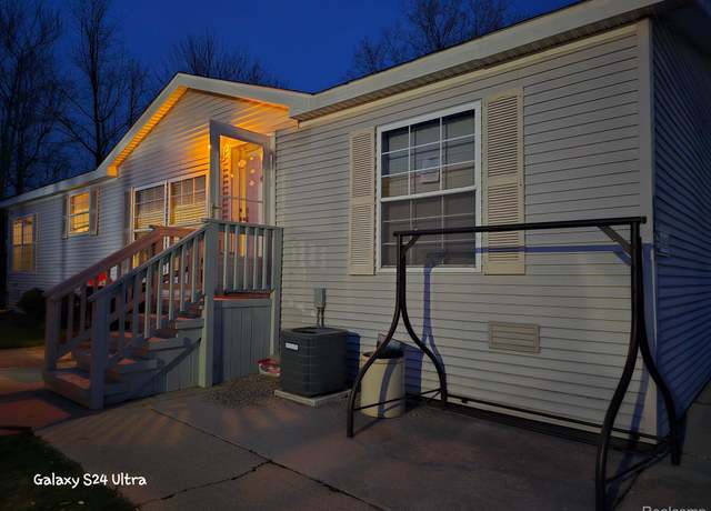 Property at 10414 N Park St, Casco, MI 48064, 3 beds, 2 baths