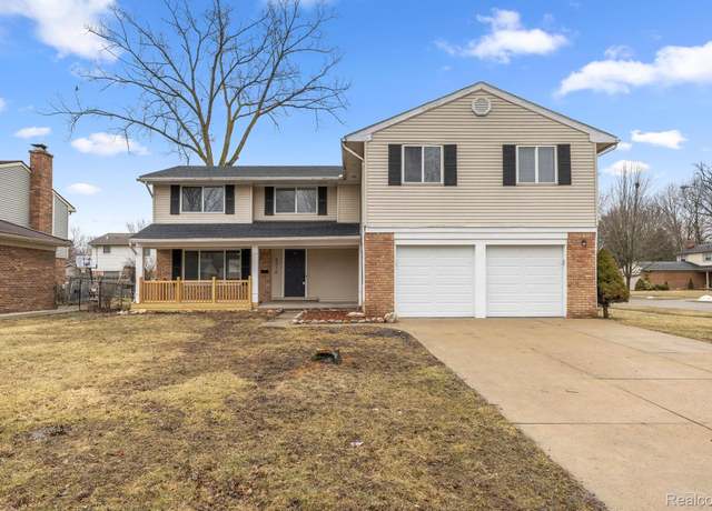 Property at 6514 Carriage Hills Dr, Canton, MI 48187, 4 beds, 3.5 baths