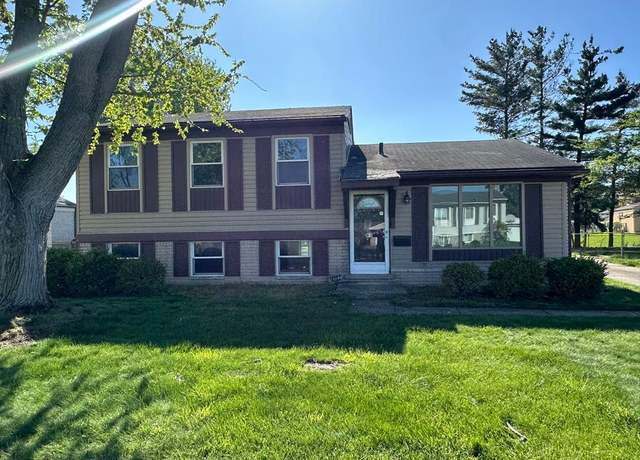 Property at 14127 Marie St, Livonia, MI 48154, 3 beds, 1 bath