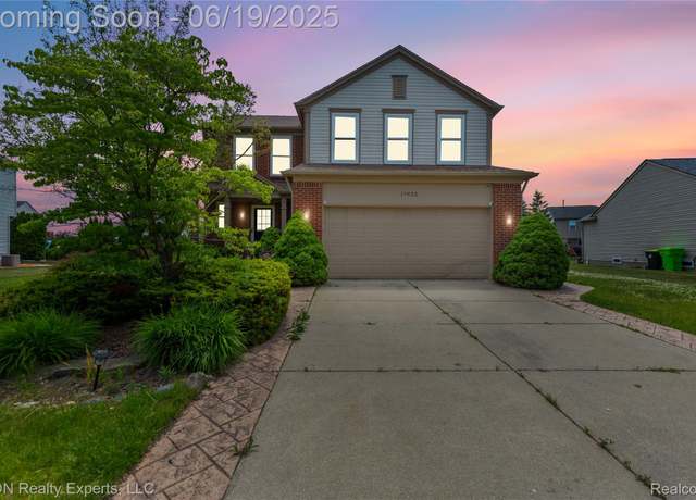 Property at 17922 Wingate Dr, Macomb, MI 48042, 4 beds, 3 baths