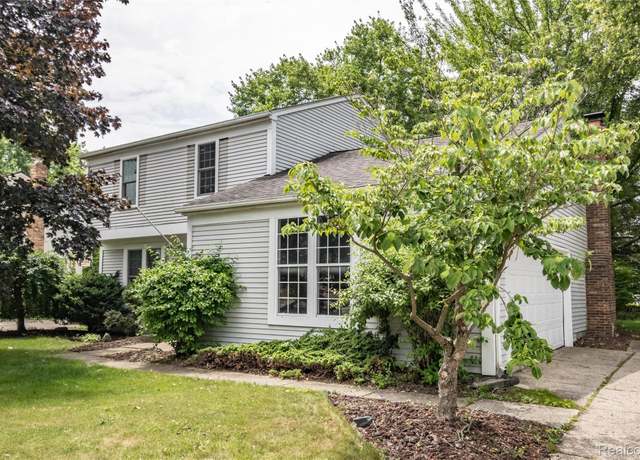 Property at 24475 Jamestowne Rd, Novi, MI 48375, 3 beds, 1.5 baths