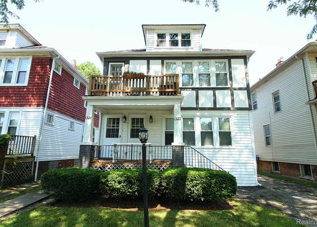 Property at 1324-1322 Wayburn St, Grosse Pointe, MI 48230, 4 beds, 2 baths
