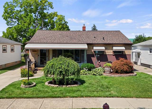 Property at 29075 Commonwealth St, Roseville, MI 48066, 2 beds, 1.5 baths