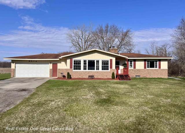 Property at 8574 S Raucholz Rd, St Charles, MI 48655, 3 beds, 1.5 baths