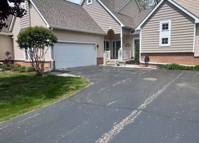 Property at 98 Fox Hollow Dr, Metamora, MI 48455, 2 beds, 2.5 baths