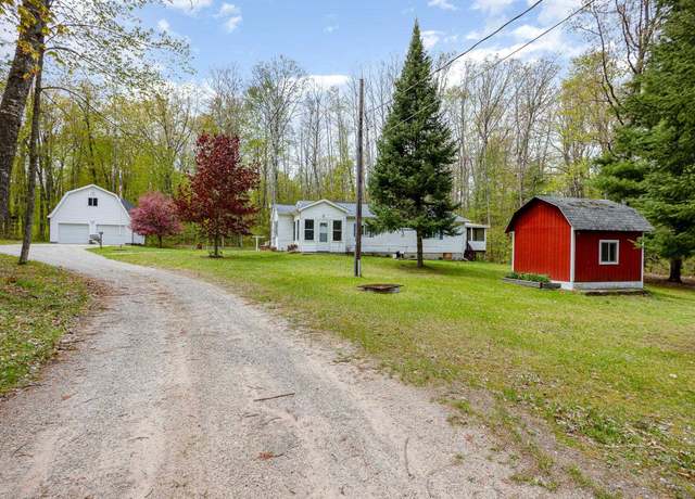 Property at 6924 Leslie St, Hale, MI 48739, 2 beds, 1 bath