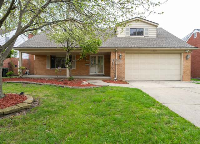 Property at 1451 Edmundton Dr, Grosse Pointe Woods, MI 48236, 4 beds, 2.5 baths