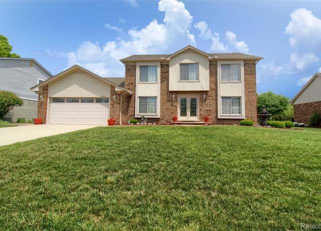 Property at 38188 Mallory Dr, Livonia, MI 48154, 4 beds, 3.5 baths