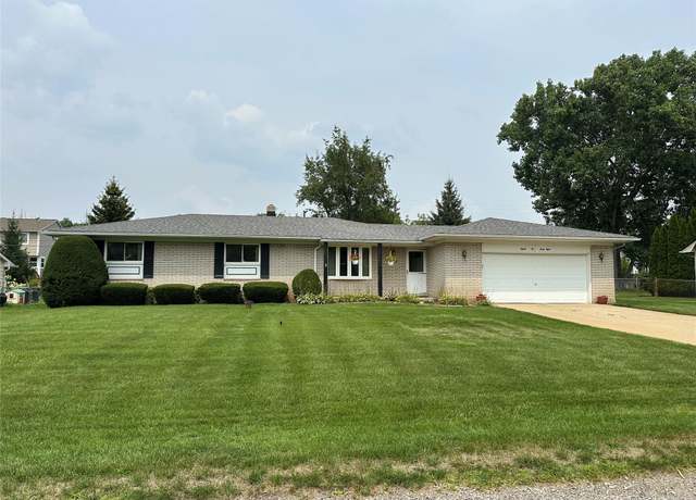 Property at 8268 Cooley Beach Dr, White Lake, MI 48386, 3 beds, 2 baths