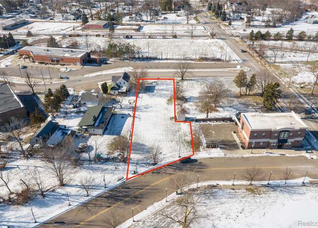 Property at 11415 Davis St, Grand Blanc, MI 48439