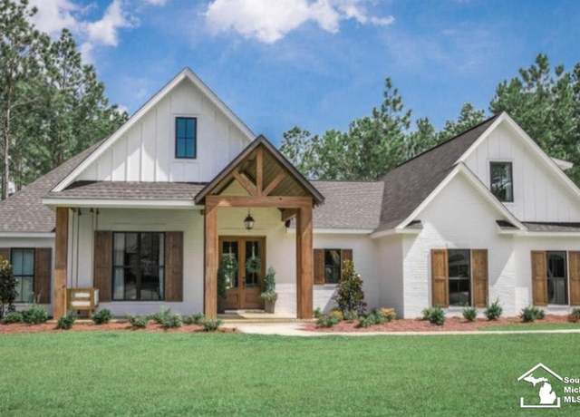 Property at 2706 S Custer Hwy, Monroe, MI 48161, 4 beds, 3.5 baths
