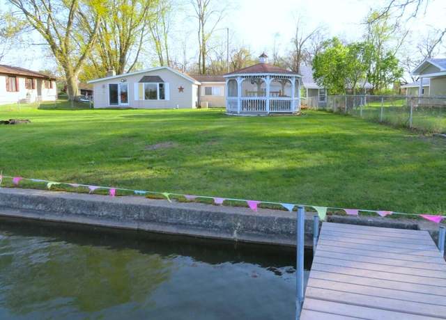 Property at 25722 Rainbow Dr, Sturgis, MI 49091, 3 beds, 1 bath
