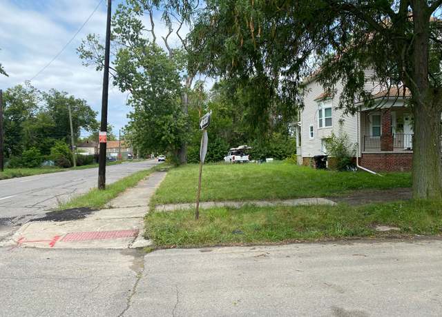 Property at 403 Melbourne St, Detroit, MI 48202, 1 bath