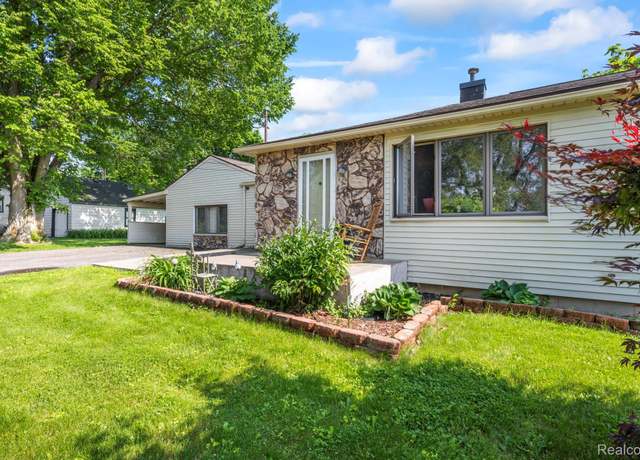 Property at 5304 E Frances Rd, Mt Morris, MI 48458, 3 beds, 1.5 baths