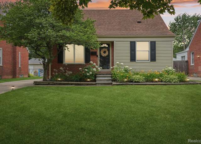 Property at 3107 N Blair Ave, Royal Oak, MI 48073, 3 beds, 2 baths