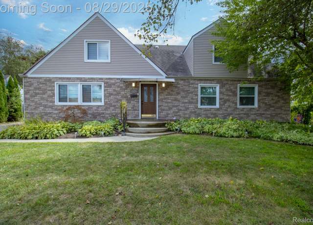 Property at 28945 Pardo St, Garden City, MI 48135, 6 beds, 3 baths