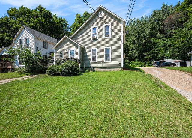 Property at 1925 Douglas Ave, Kalamazoo, MI 49007, 3 beds, 3 baths